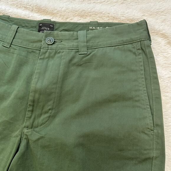 Women's J. Crew Shorts sz 31 Green Shorts 5 inch inseam Shorts - Picture 2 of 10